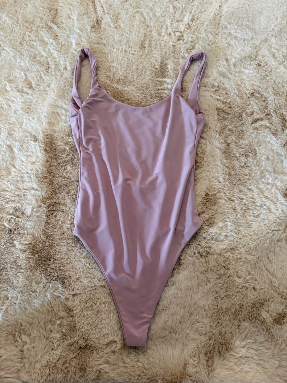 Fashion nova  low back body suit